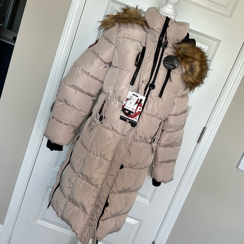 NWT Canada Weather Gear Long Parka Puffer Coat Size M